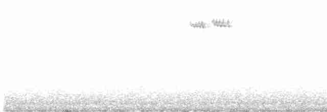 Золотомушка світлоброва - ML614013912