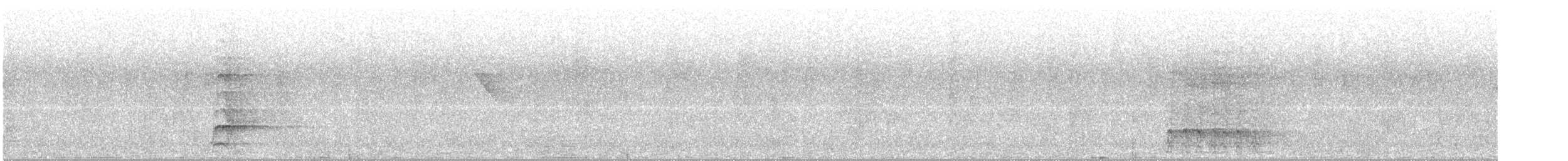 Ak Karınlı Kara Ağaçkakan - ML137955761