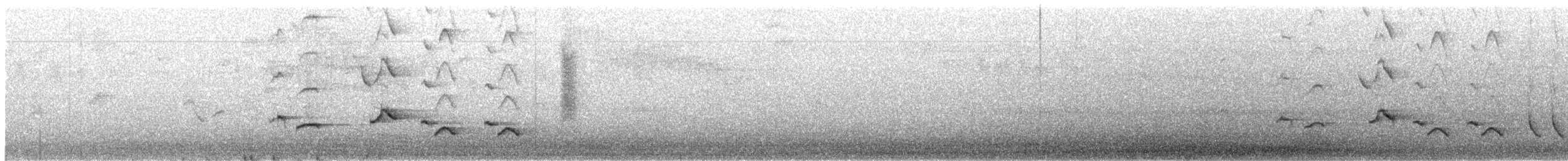 Чернокрылый толстонос - ML179270931