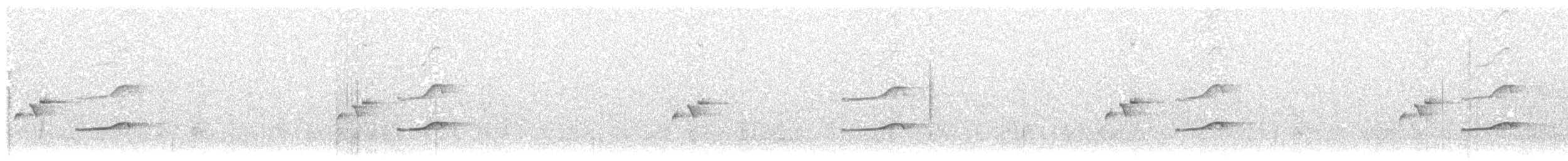 Pirolle de Whitehead (xanthomelana) - ML203909821