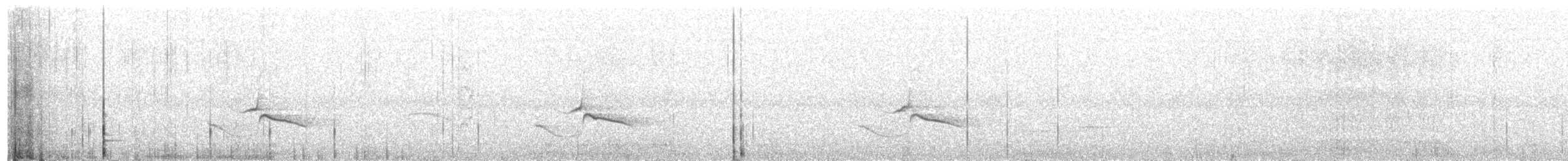 Gray-streaked Honeyeater - ML203968531