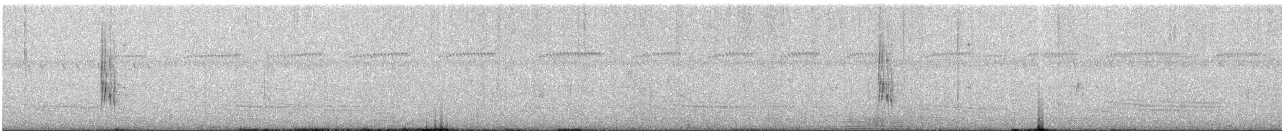 Серогрудый трескунчик - ML220564541