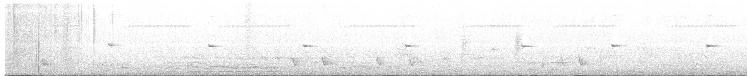 Sakhalin Leaf Warbler - ML315866841