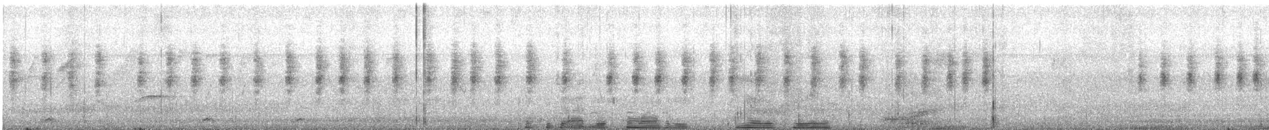 Blunt-winged Warbler - ML329633821