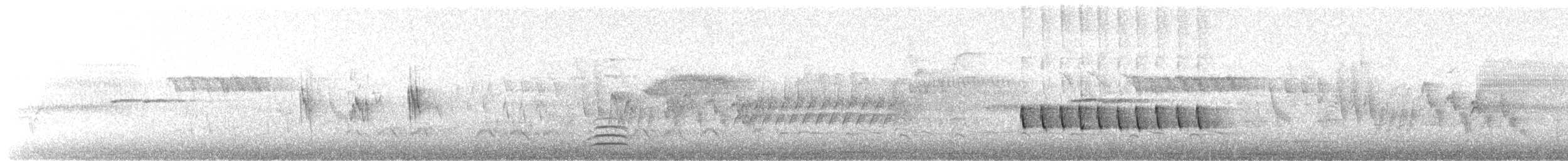 Yellow-breasted Chat - ML334598181