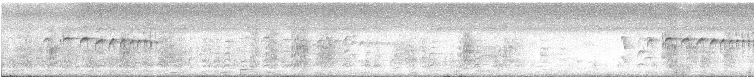 Stripe-crowned Spinetail - ML411395441