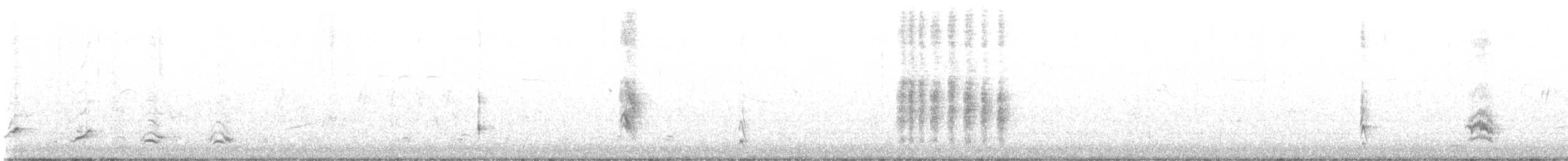 lesníček žlutoprsý - ML450036211