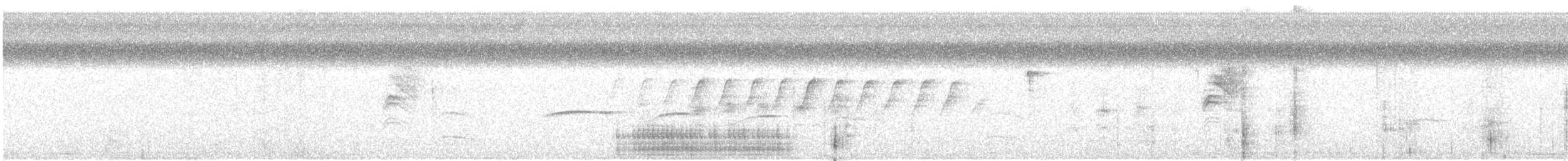 Scarlet-backed Woodpecker - ML475815731