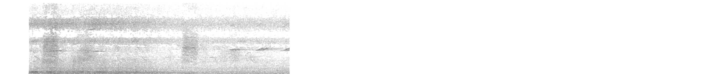 コノドジロムシクイ（亜種アルタイコノドジロムシクイ） - ML499298421