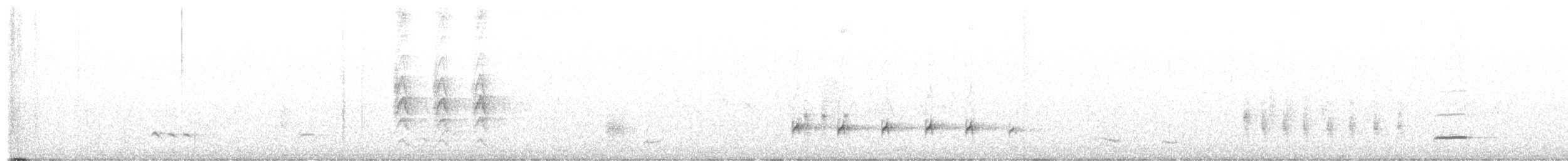lesníček žlutoprsý - ML515262281