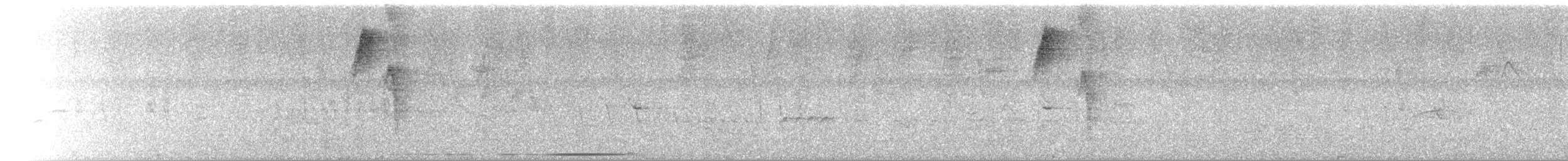 Красноспинный сереброклюв (icteronotus) - ML533722031
