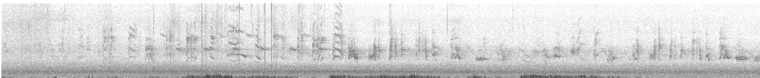 Eastern Olivaceous Warbler - ML560661501