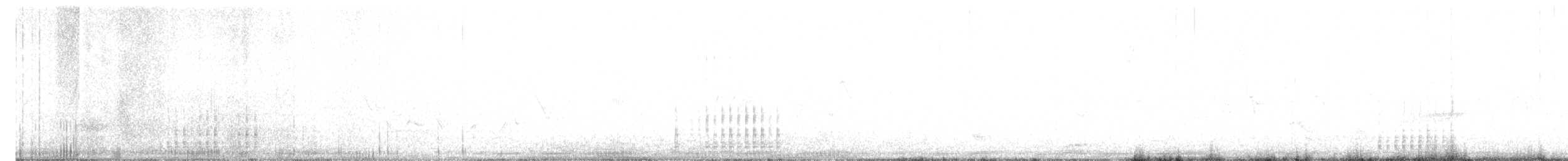 シロハラシマアカゲラ - ML563651811