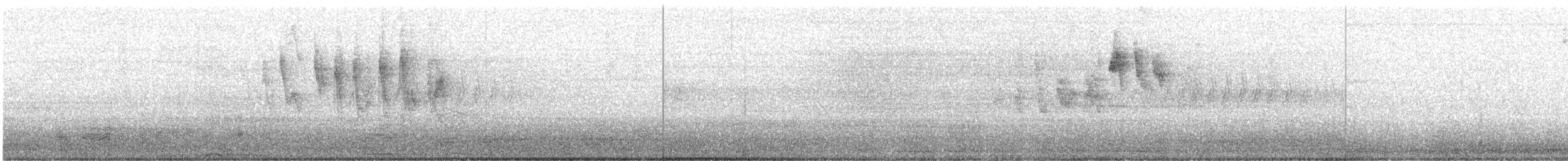 Paruline à calotte noire (chryseola) - ML572887241