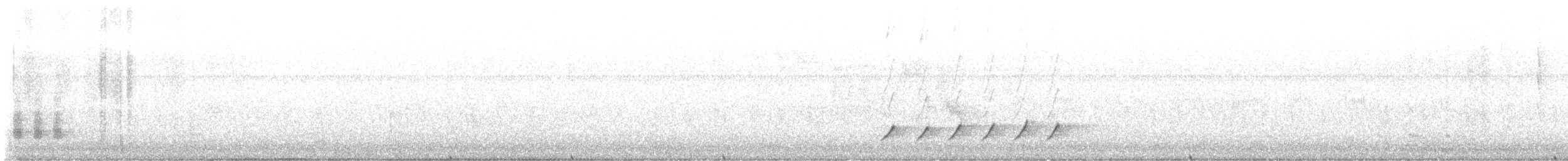 lesníček žlutoprsý - ML578131521