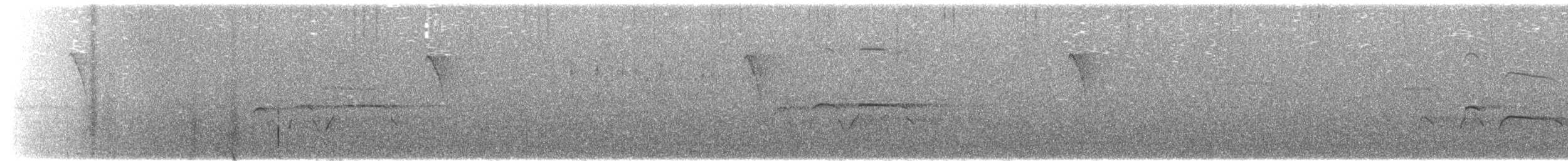 Орел-чубань ширококрилий - ML581497791