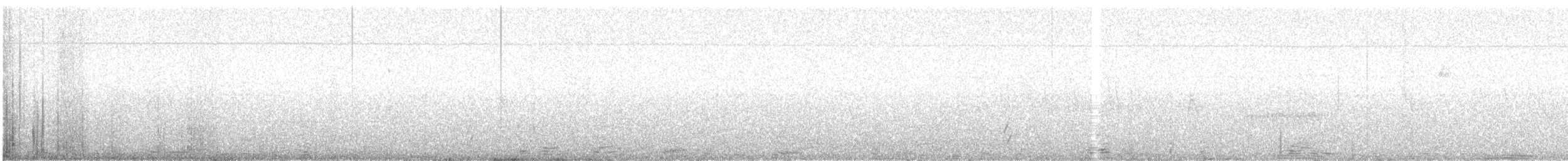 Paruline à calotte noire (chryseola) - ML582902921
