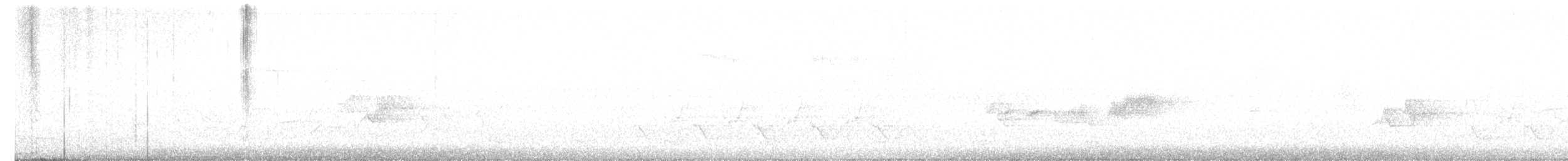 lesňáček modrohřbetý - ML585566381