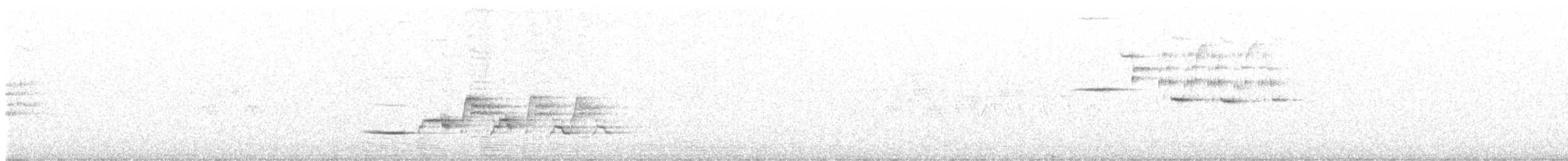 チャイロコツグミ - ML588654531