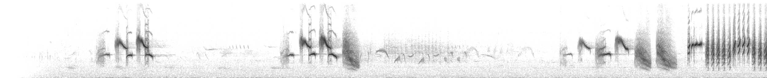 Large-billed Reed Warbler - ML590150851