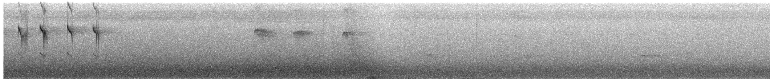 Малый острокрылый дятел - ML590298151