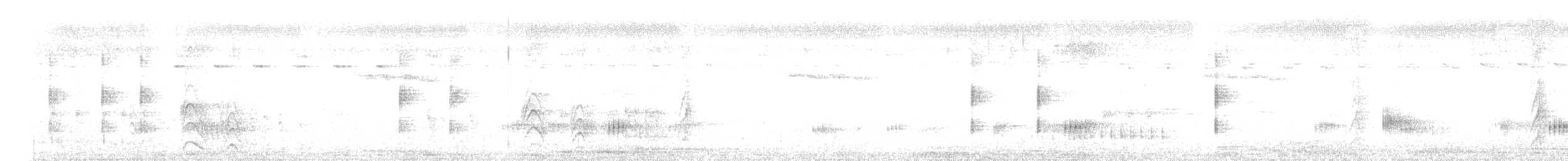 インドカンムリアマツバメ - ML599702171