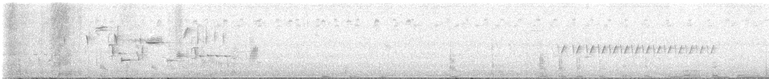 Kuzeyli Sert Kanatlı Kırlangıç - ML601327261