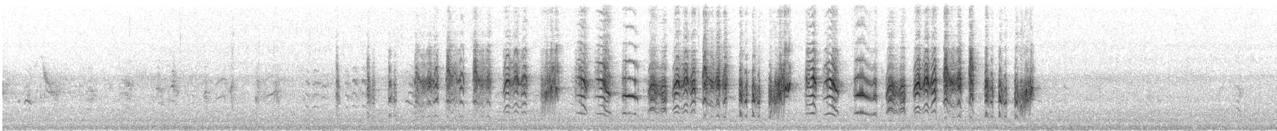 Eastern Olivaceous Warbler - ML608675425