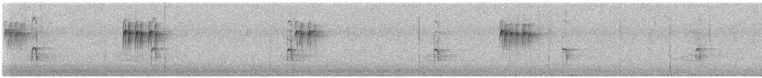 Волосатый дятел - ML613018441