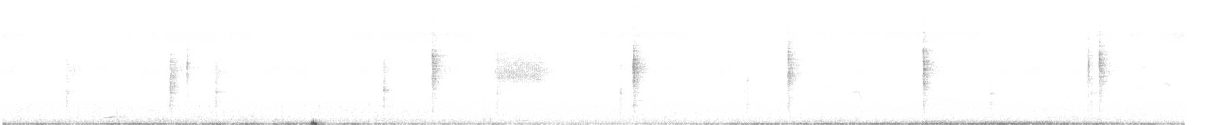 Clamorous Reed Warbler - ML613440604