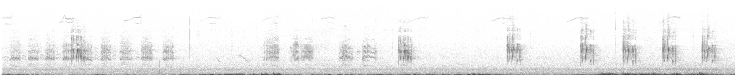 Серогрудый трескунчик - ML613741038