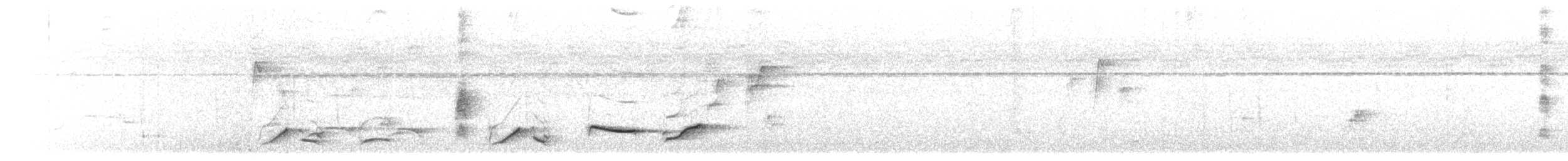 Краснохвостый шелкопёр - ML615206876