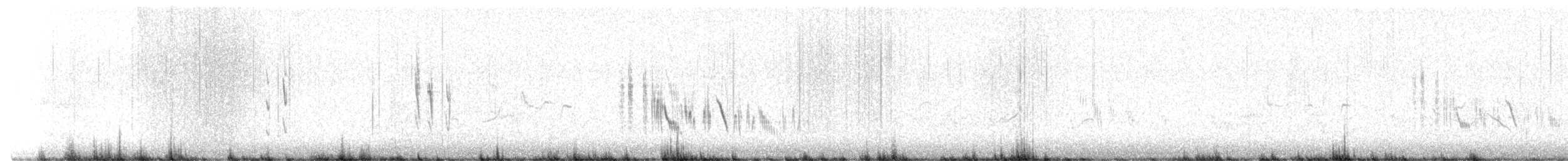 Batılı Kara Kulaklı Kuyrukkakan - ML617554013