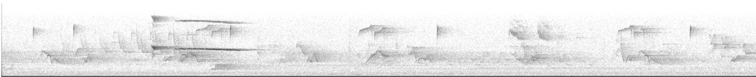 Broad-winged Hawk - ML617849200