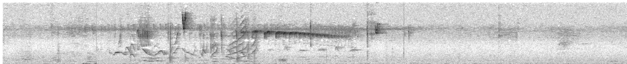 Stripe-crowned Spinetail - ML618286634