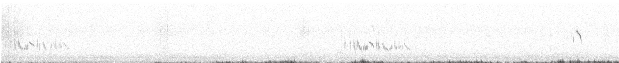 Batılı Kara Kulaklı Kuyrukkakan - ML618606461