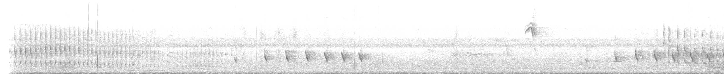 Желтогорлая пищуховая иглохвостка - ML619039053