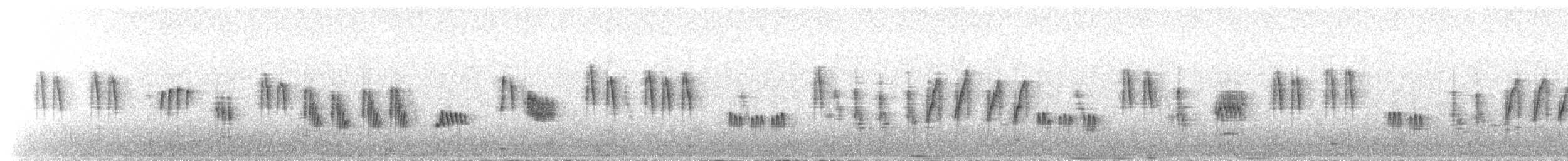 Black-browed Reed Warbler - ML619175619