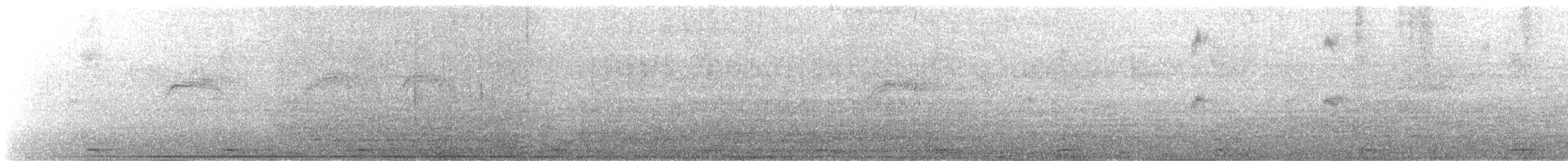 Серпокрилець чорний - ML621385241