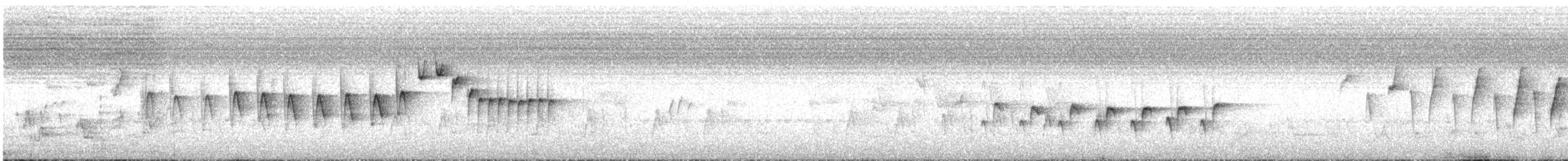 Brown Woodland-Warbler - ML622590833