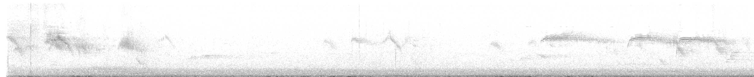 ミナミクロアマツバメ（barbatus グループ） - ML623588749