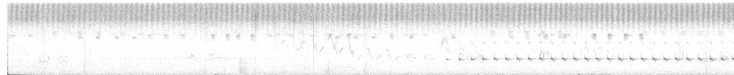 Olive-crowned Crescentchest - ML626917685