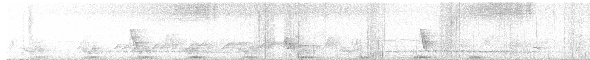 Bare-throated Tiger-Heron - ML633393070