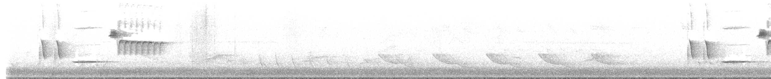 Rötelgrundammer - ML634570430