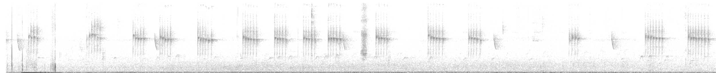 Stripe-crowned Spinetail - ML635357523