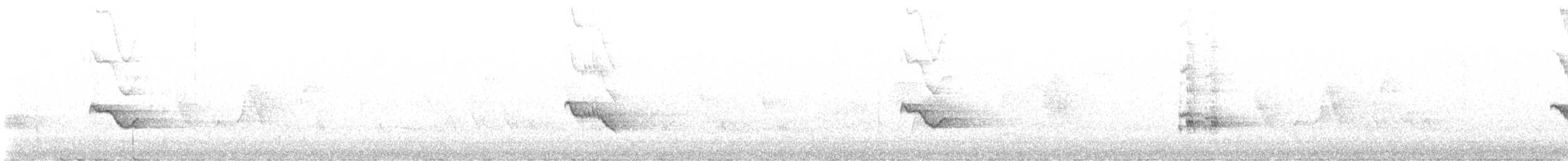 Western Red-legged Thrush - ML635370124