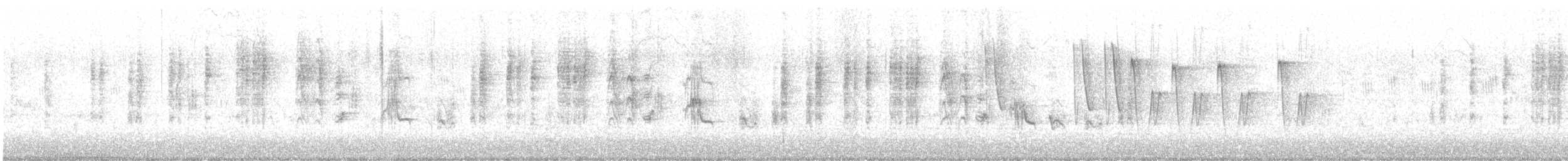 Eastern Olivaceous Warbler - ML635754010