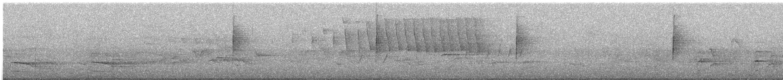 カタアカノスリ - ML635878674