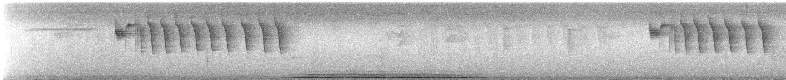 Blue-throated Goldentail - ML636599296