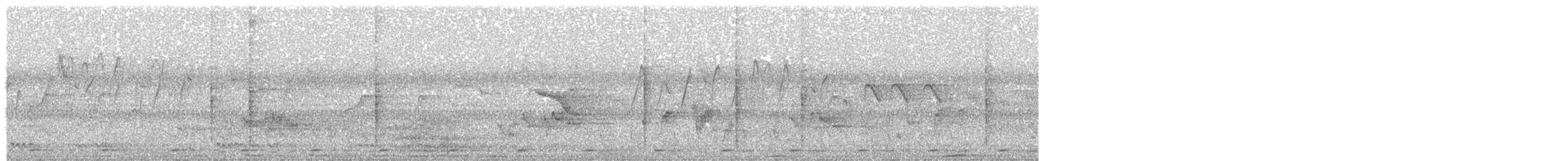 Thick-billed Warbler - ML636715998